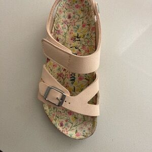 Birkenstock Sandals Little Girls Pink Colorado Vegan Flower. US shoe size 13